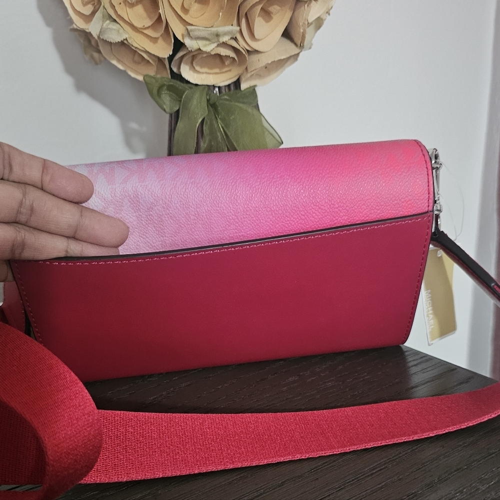 Michael Kors Ombre Bag - Picture 5 of 11